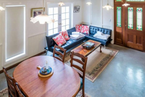 Studio in Ashgrove W Bedroom Loft
